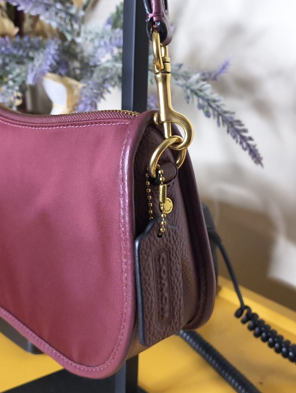 COACH Burgundy Nylon And Leather Shoulder Crossbody Bag In Excellent Condition - Picture 7 of 10